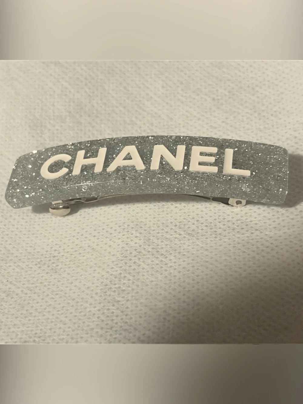 🪩  🆕  Glitter ‘CHANEL’ Hair clip Barrette 🪩